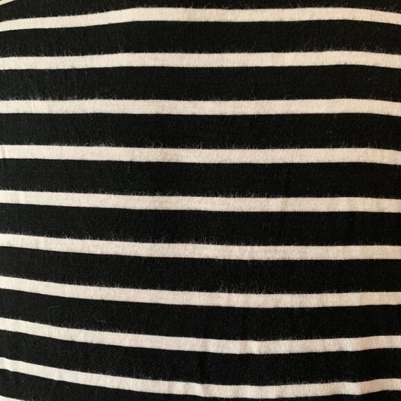 PEBBLE AND STONE Sleeveless stripes b&W Camisoles delicate ruffled lace medium - Picture 6 of 8